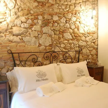 Nia Nesto * Figueres (Girona)