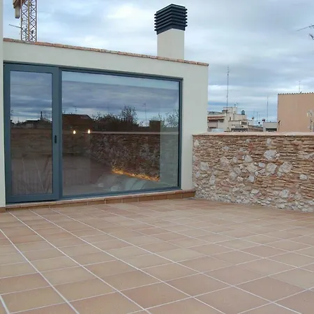 Nia Nesto Figueres (Girona)